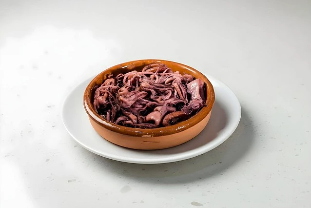 Chipirones en su tinta